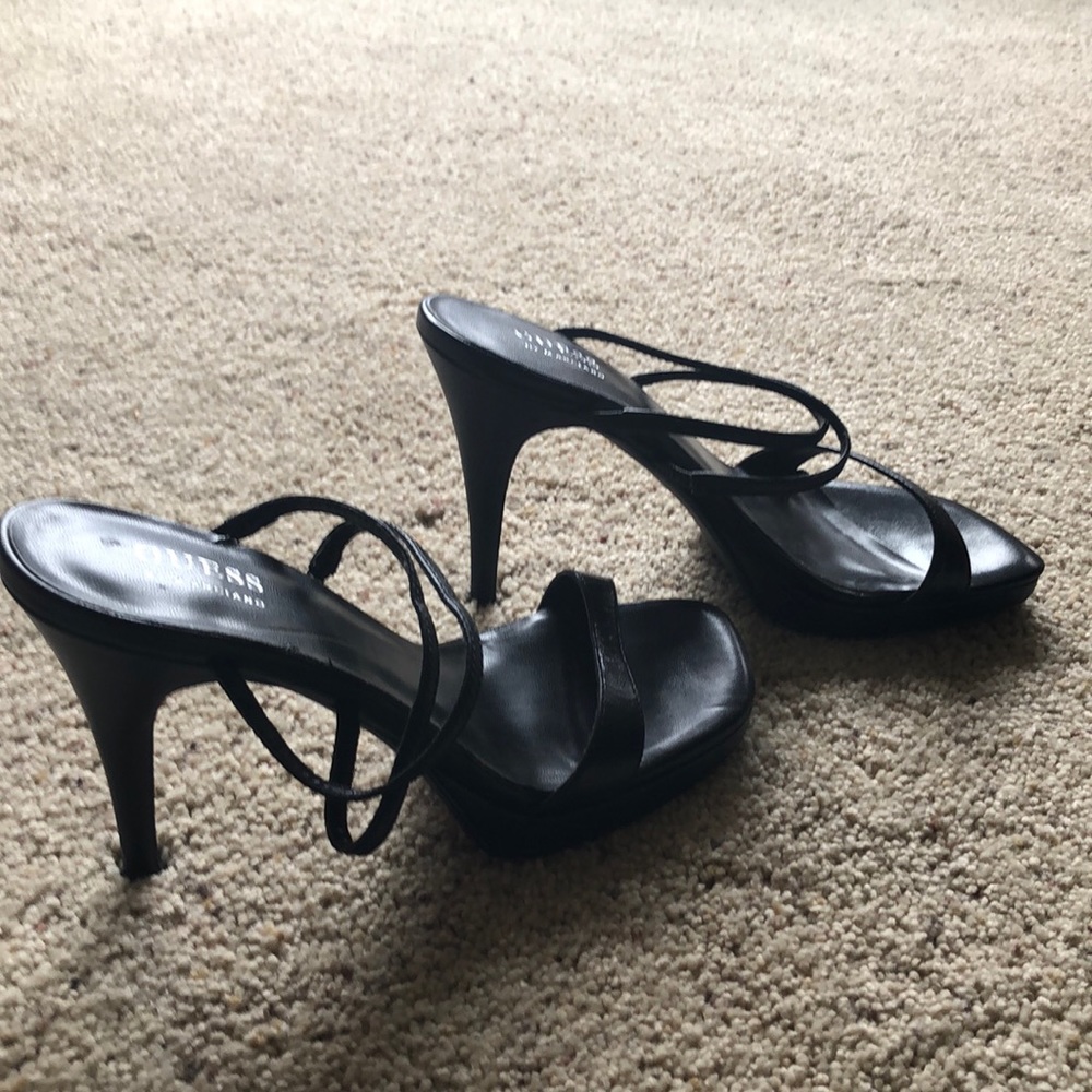 Guess black heels